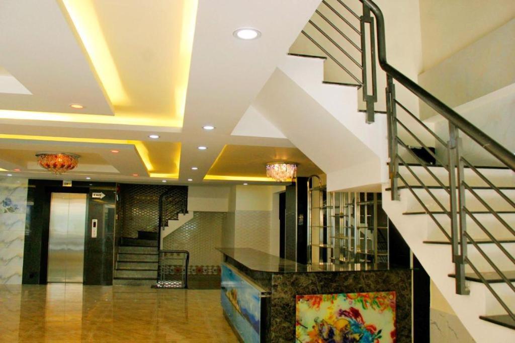Yen Vy 04 Luxury Hotel Куинён Экстерьер фото