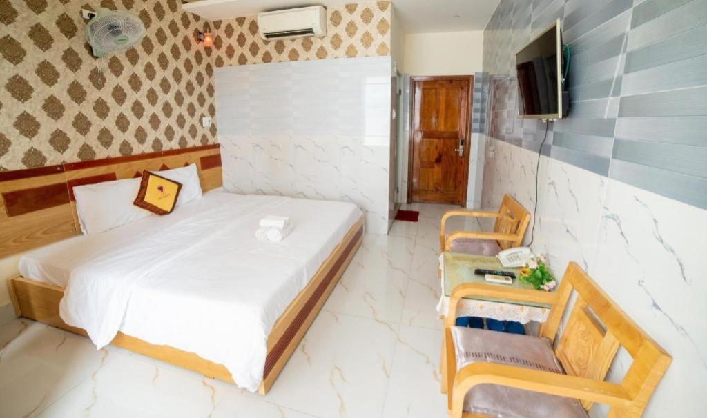 Yen Vy 04 Luxury Hotel Куинён Экстерьер фото